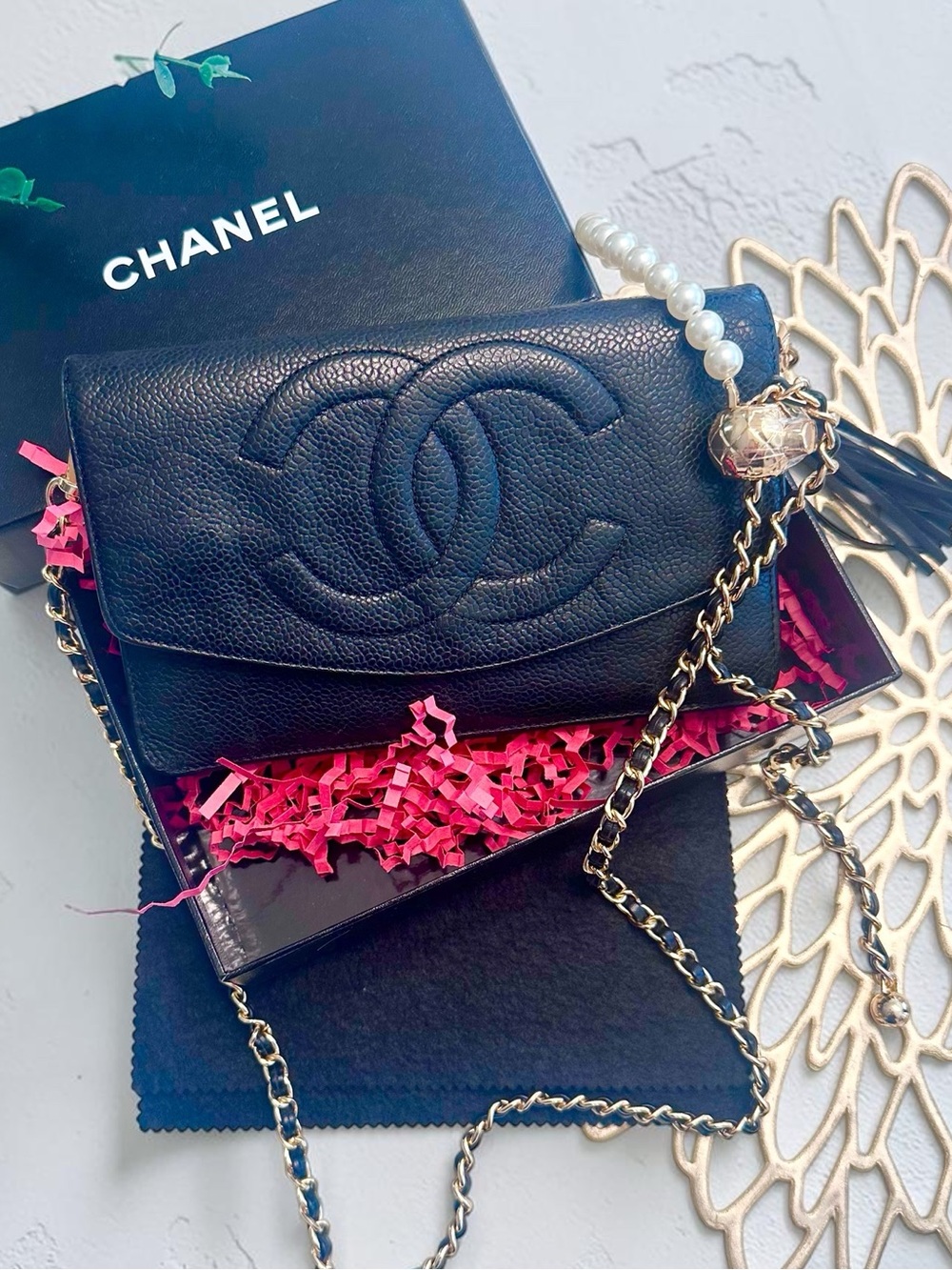 CHANEL Caviar Classic Flap Clutch